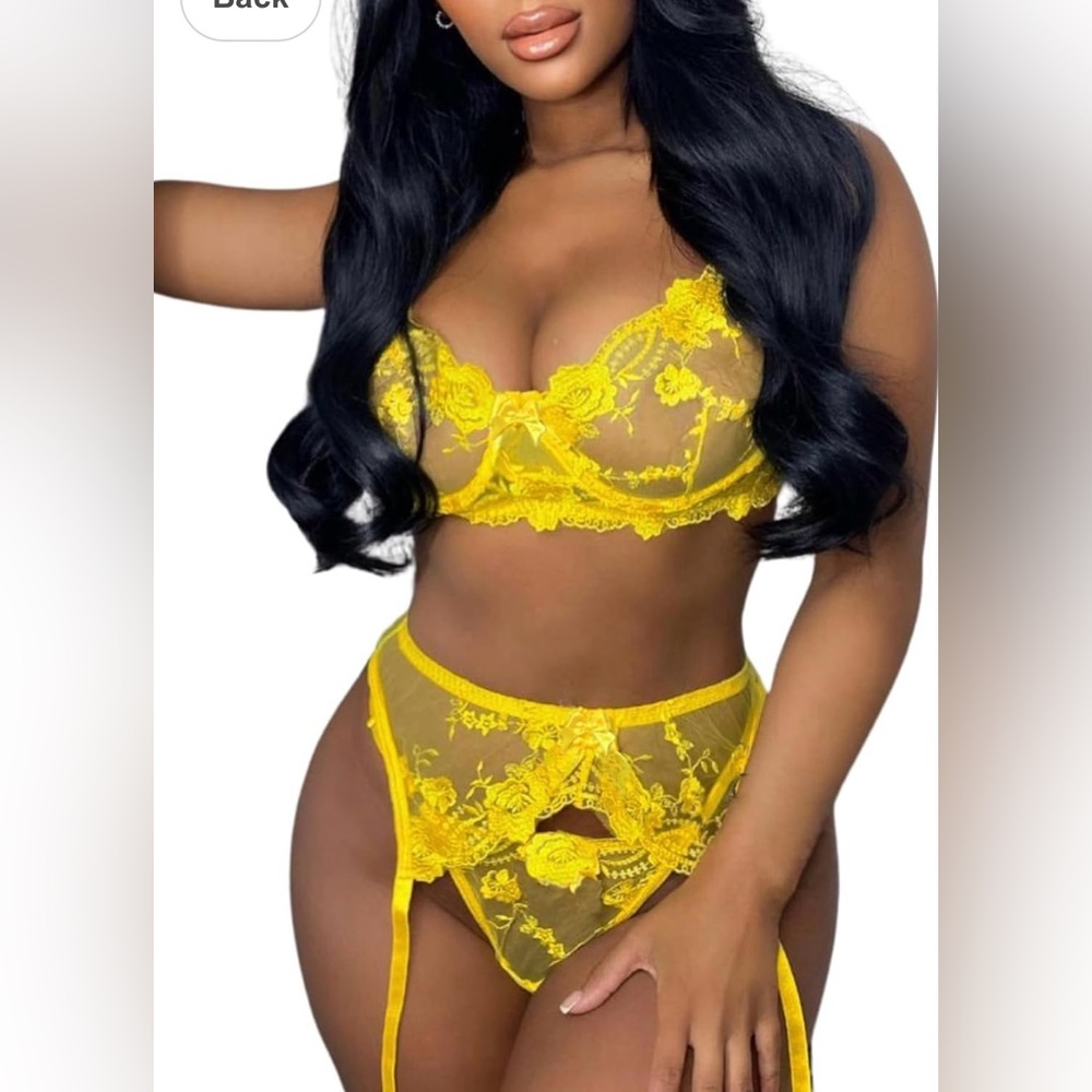 NWT Amazon Yellow Floral Sheer Lace Bra Panty Grater Set